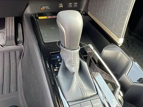 New 2026 Toyota Camry XLE FWD image 17