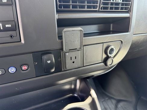 Used 2023 GMC Savana 3500 w/ Power Convenience Package RWD image 17