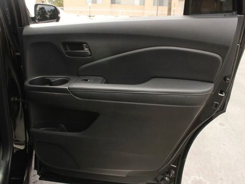 Used 2022 Honda Passport EX-L image 21