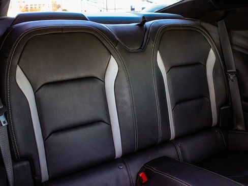 Used 2019 Chevrolet Camaro LT w/ RS Package image 33