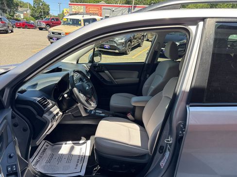 Used 2018 Subaru Forester 2.5i Premium AWD/4WD image 15
