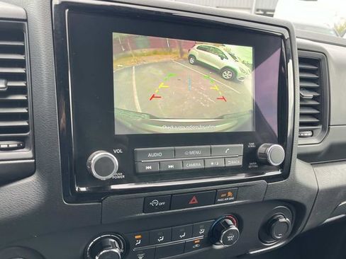 Used 2024 Nissan Frontier S w/ Technology Package RWD image 34
