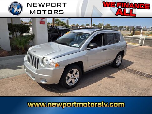 Used 2007 Jeep Compass Sport FWD image 1