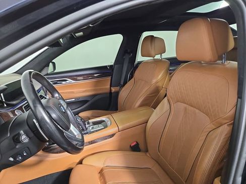 Used 2017 BMW 750i xDrive AWD/4WD image 13