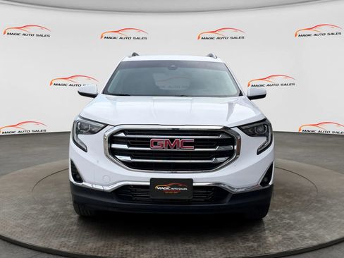 Used 2020 GMC Terrain SLT image 3