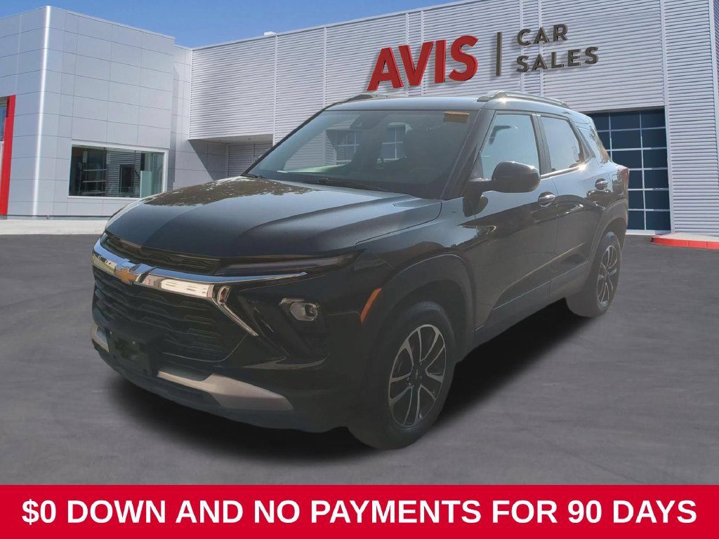 Used 2025 Chevrolet TrailBlazer LT AWD/4WD image 1