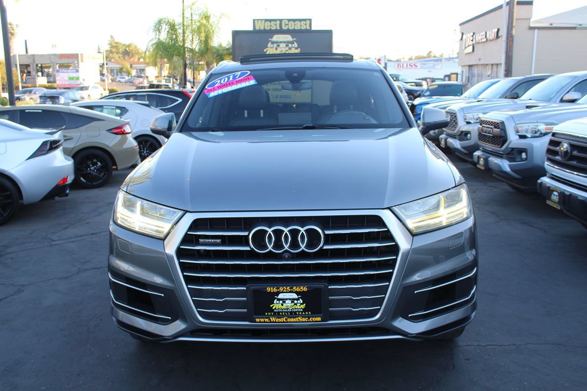 Used 2017 Audi Q7 3.0T Premium Plus AWD/4WD image 3