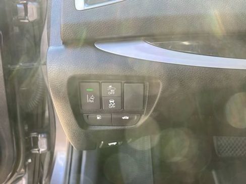Used 2019 Acura TLX w/ Technology Package FWD image 8