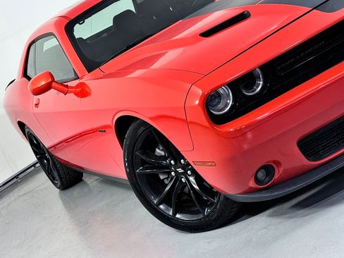 Used 2017 Dodge Challenger R/T w/ Blacktop Package image 4