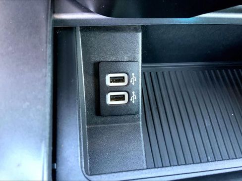 Used 2019 Ford F150 XLT w/ Equipment Group 302A Luxury RWD image 31