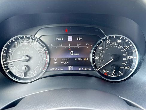 Used 2022 Nissan Armada Platinum RWD image 13