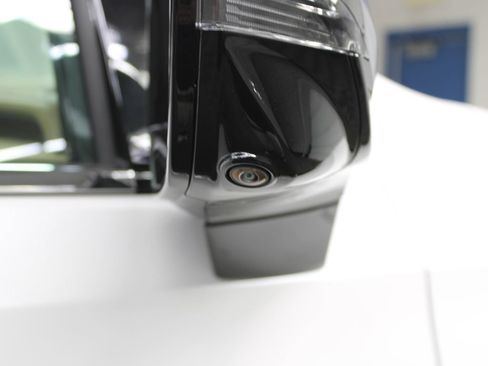 Used 2024 Chevrolet Suburban Premier AWD/4WD image 62