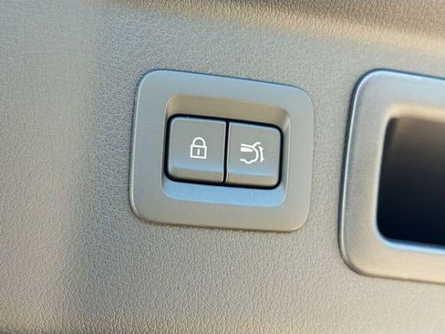 New 2026 MAZDA CX-90 Plug-In Hybrid w/ Preferred image 13