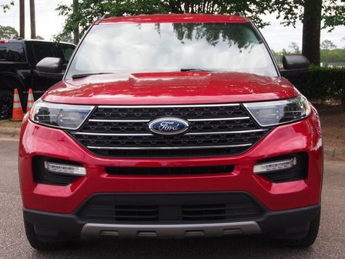 Certified 2023 Ford Explorer XLT w/ Equipment Group 202A RWD image 2