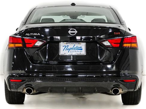 Used 2024 Nissan Altima 2.5 SR FWD image 7