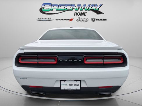 Used 2015 Dodge Challenger SXT w/ Super Sport Group (SS/T) RWD image 7