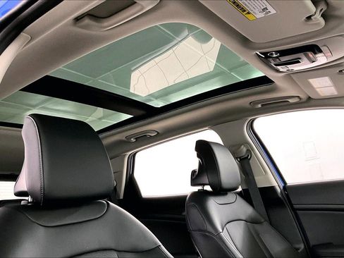 Used 2026 Kia Sportage EX w/ EX Panorama Roof Package image 27