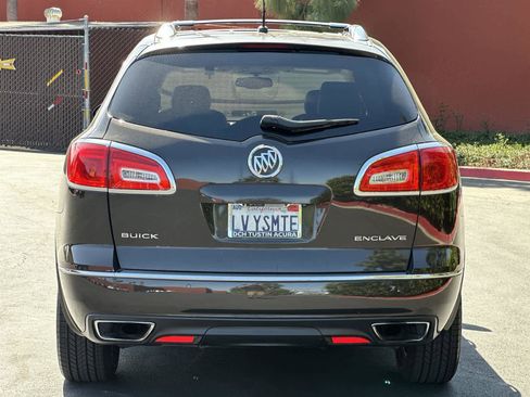 Used 2013 Buick Enclave Leather FWD image 6