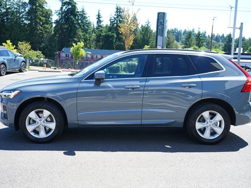 Used 2022 Volvo XC60 B5 Momentum image 8