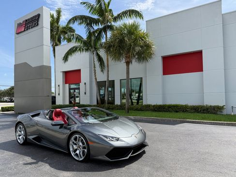 Used 2016 Lamborghini Huracan LP 610-4 AWD/4WD image 1