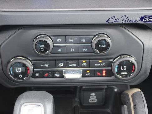 New 2026 Ford Bronco Badlands AWD/4WD image 14
