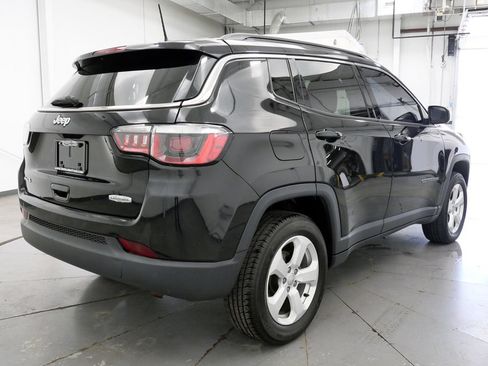 Used 2020 Jeep Compass Latitude AWD/4WD image 7