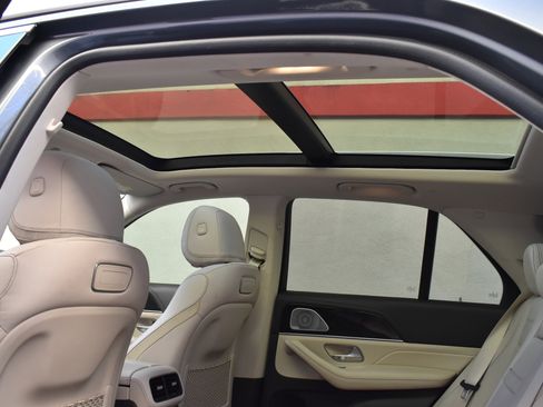 Used 2020 Mercedes-Benz GLE 350 4MATIC image 24