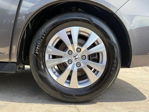 Used 2016 Honda Odyssey SE image 23