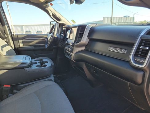 Used 2024 RAM 2500 Big Horn image 33
