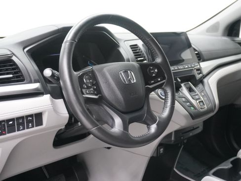 Used 2019 Honda Odyssey Touring image 9