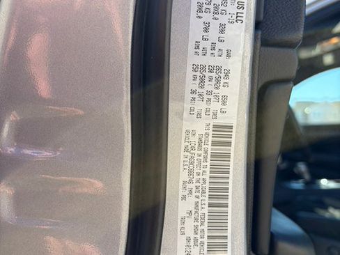 Used 2019 Jeep Grand Cherokee Altitude image 38