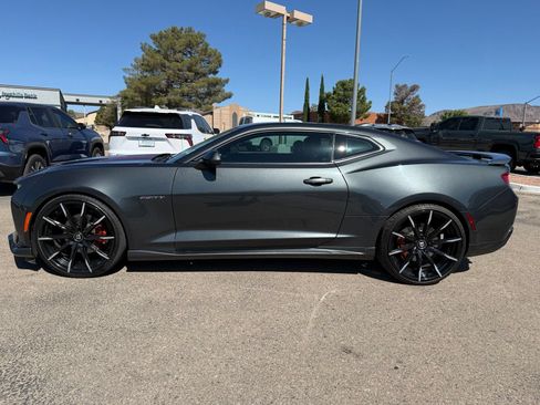 Certified 2017 Chevrolet Camaro SS w/ 50th Anniversary Edition RWD image 10