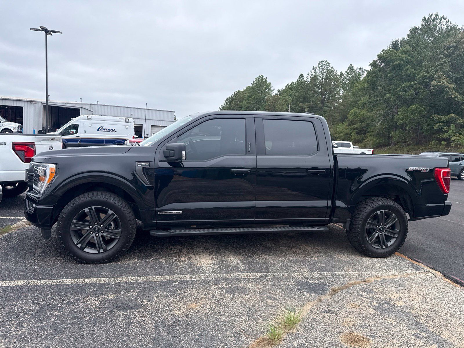 Used 2023 Ford F150 XLT w/ Equipment Group 302A High AWD/4WD image 3
