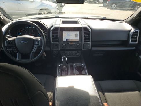Used 2019 Ford F150 XLT w/ Equipment Group 302A Luxury AWD/4WD image 10