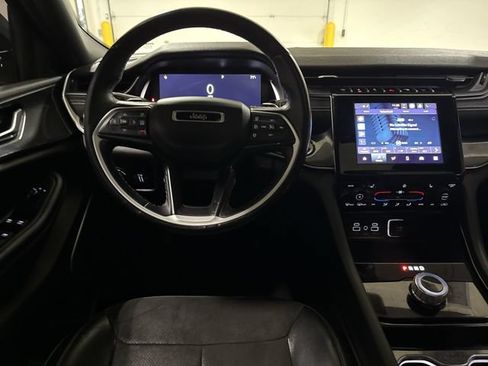 Used 2021 Jeep Grand Cherokee L Laredo AWD/4WD image 11