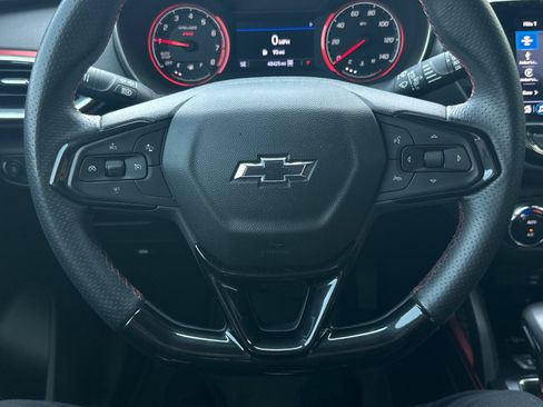 Used 2021 Chevrolet TrailBlazer RS w/ Technology Package AWD/4WD image 21