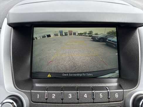 Used 2017 GMC Terrain SLE FWD image 14