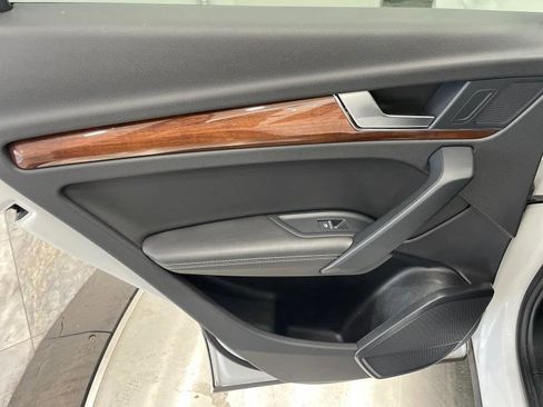 Used 2022 Audi Q5 2.0T Premium Plus image 38