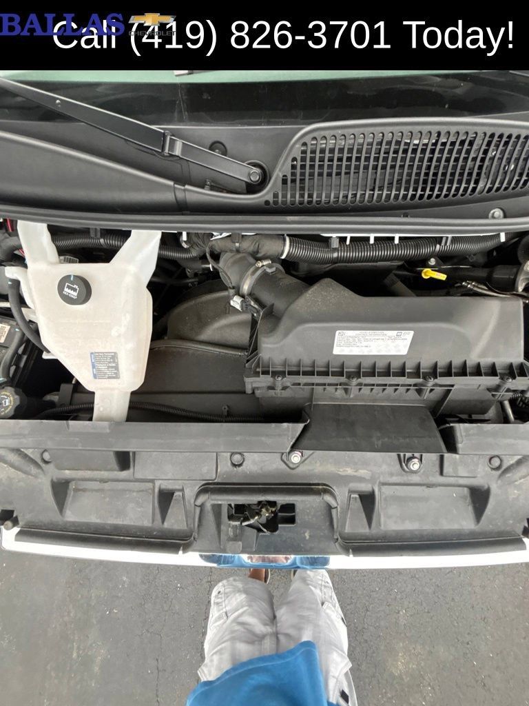 Used 2025 GMC Savana 2500 w/ Driver Convenience Package RWD image 20