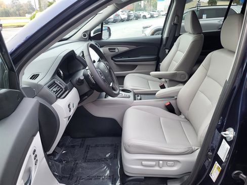 Certified 2023 Honda Ridgeline RTL image 11