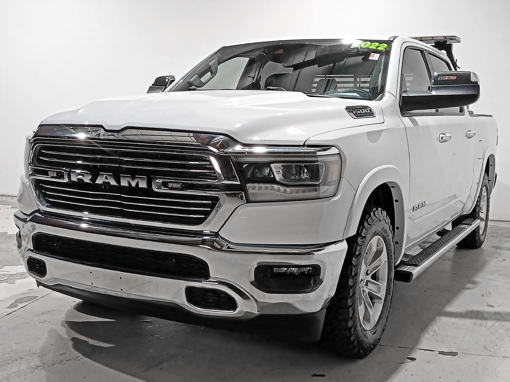 Used 2022 RAM 1500 Laramie AWD/4WD image 3