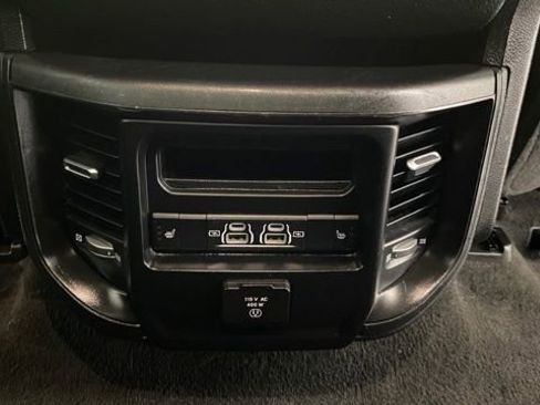 Used 2023 RAM 1500 Laramie image 26