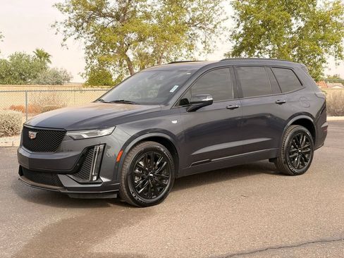 Used 2021 Cadillac XT6 Sport w/ LPO, ONYX Package AWD/4WD image 1
