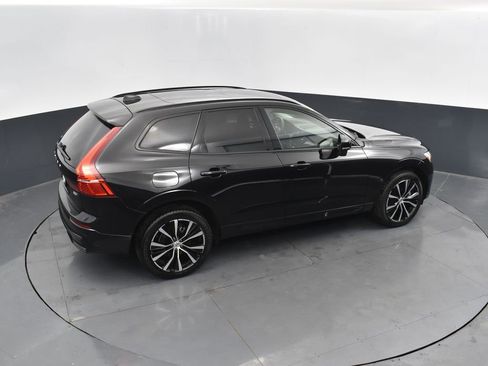 Used 2024 Volvo XC60 B5 Plus image 41