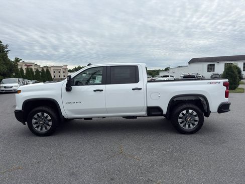 New 2026 Chevrolet Silverado 2500 Custom w/ Custom Value Package AWD/4WD image 3