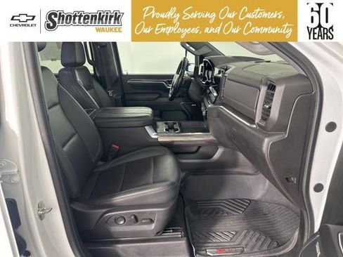 Used 2024 Chevrolet Silverado 2500 LTZ w/ LTZ Plus Package image 13