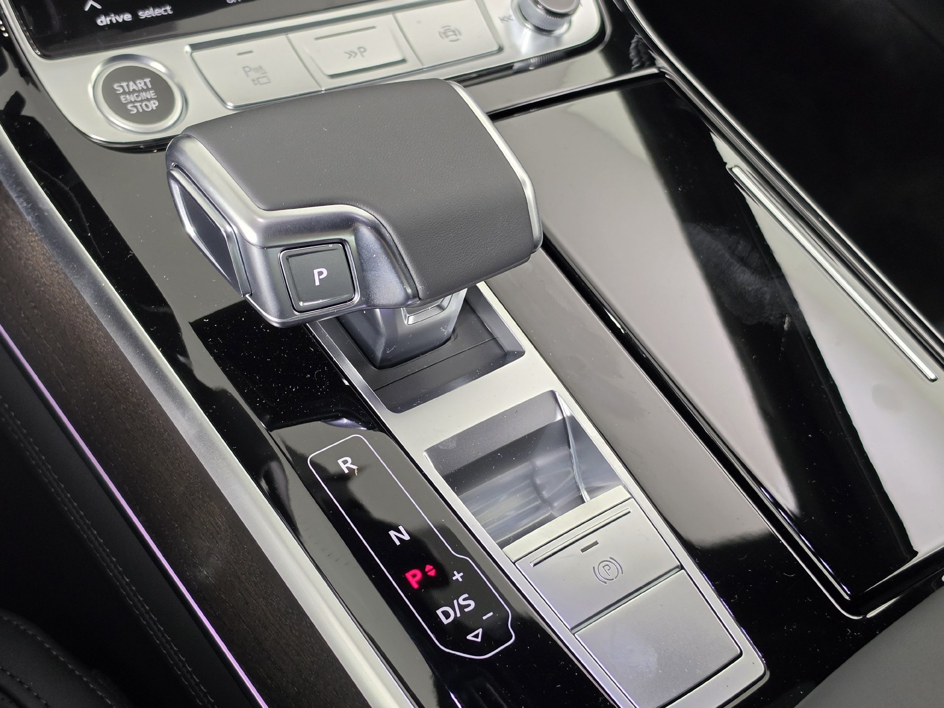 New 2027 Audi A8 L 3.0T AWD/4WD image 31