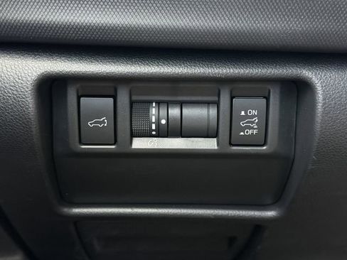 Used 2025 Subaru Forester Touring image 23