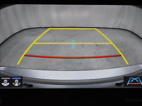 Used 2021 Toyota Camry SE w/ Cold Weather Package image 22