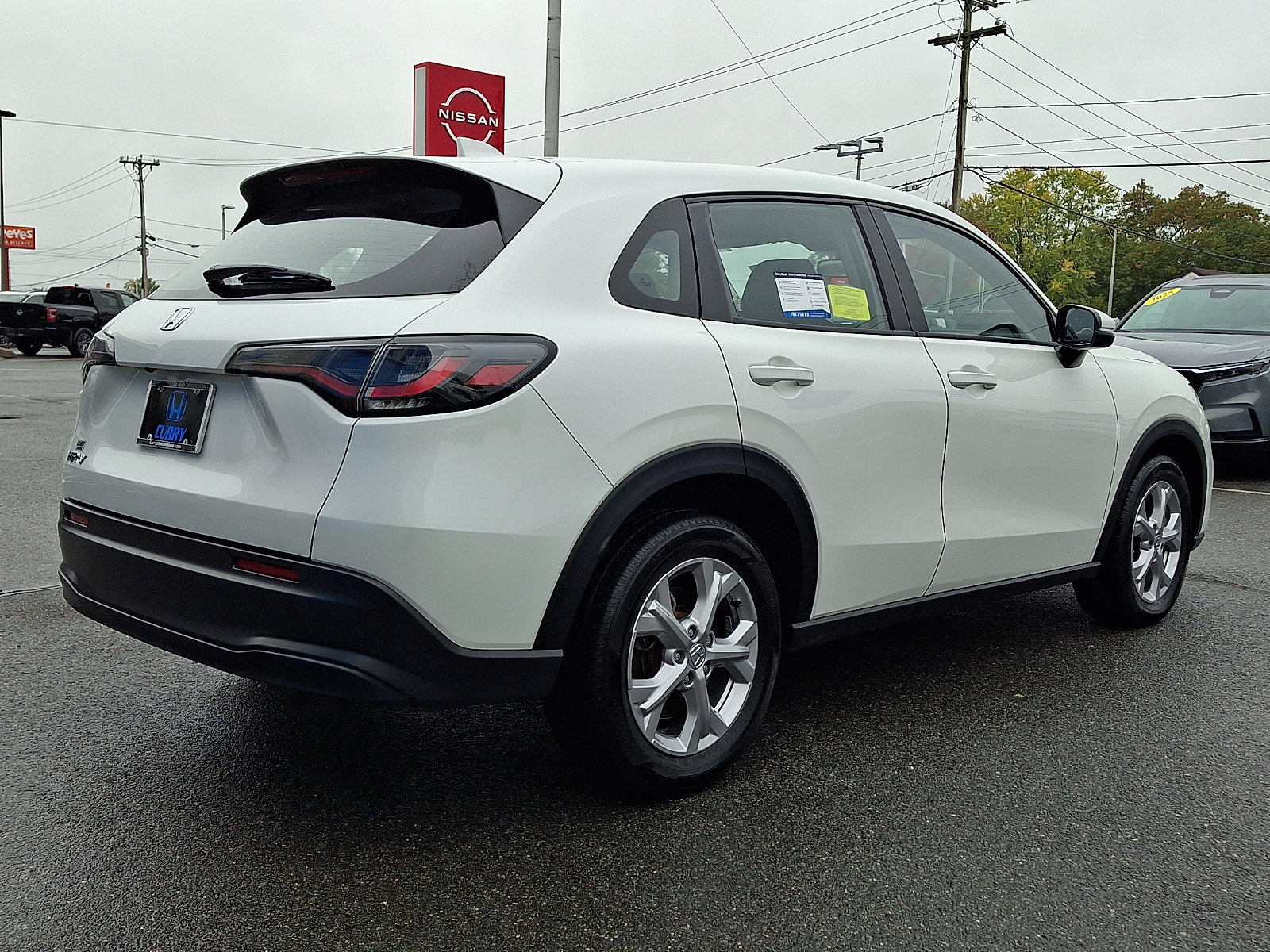 Used 2025 Honda HR-V LX image 4
